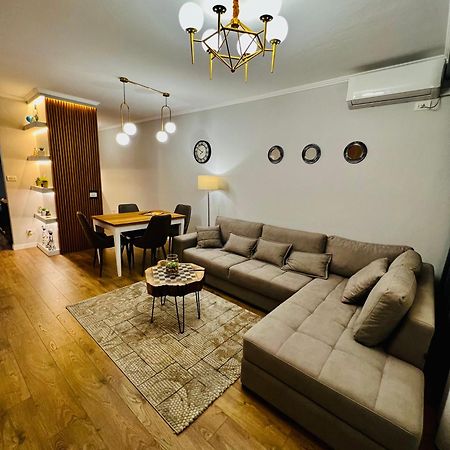 Luxury Apartaments 地拉那 外观 照片