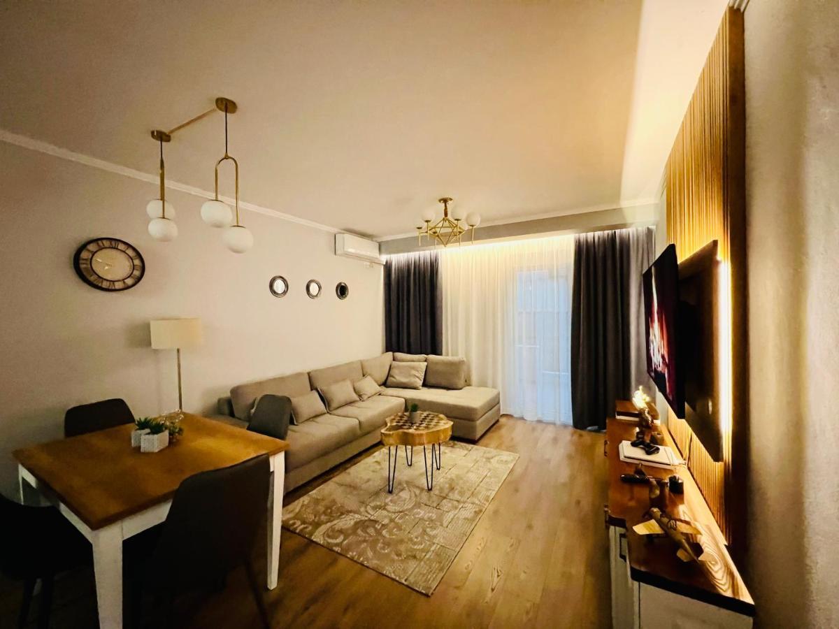 Luxury Apartaments 地拉那 外观 照片