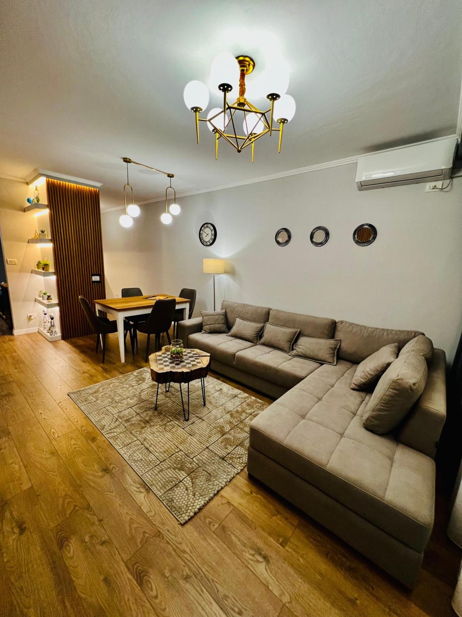 Luxury Apartaments 地拉那 外观 照片