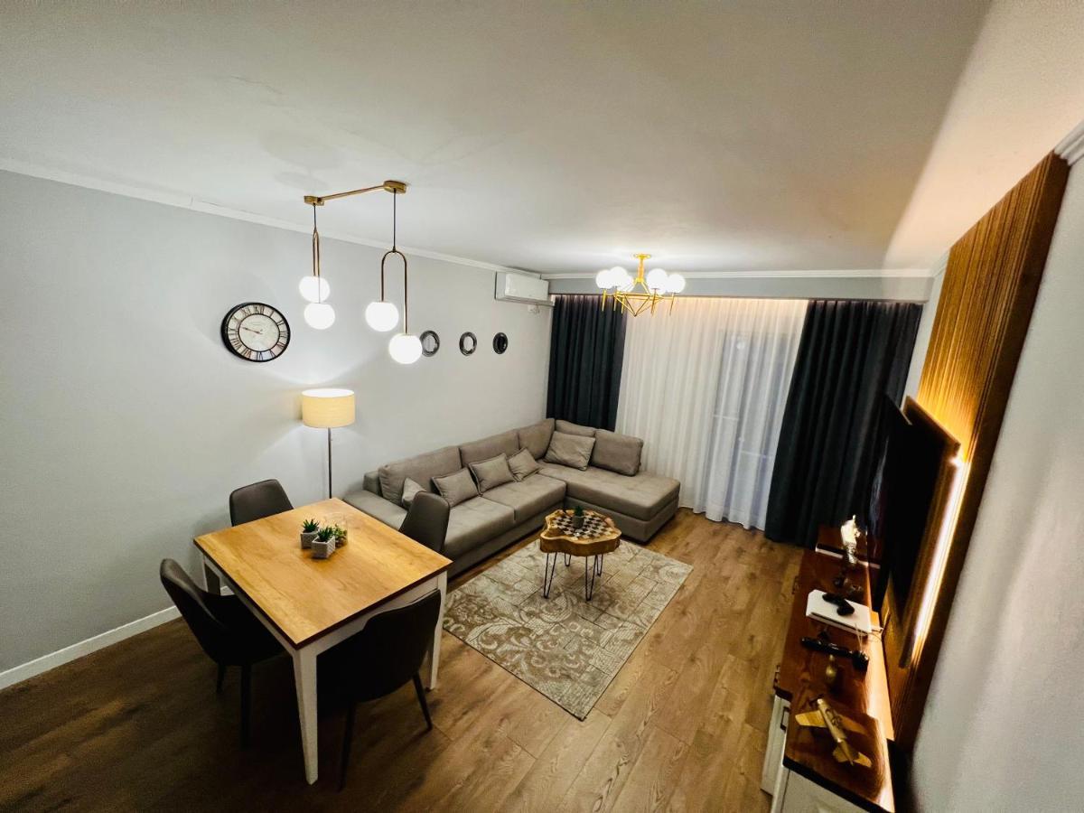 Luxury Apartaments 地拉那 外观 照片