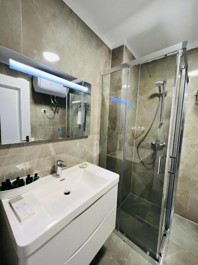 Luxury Apartaments 地拉那 外观 照片